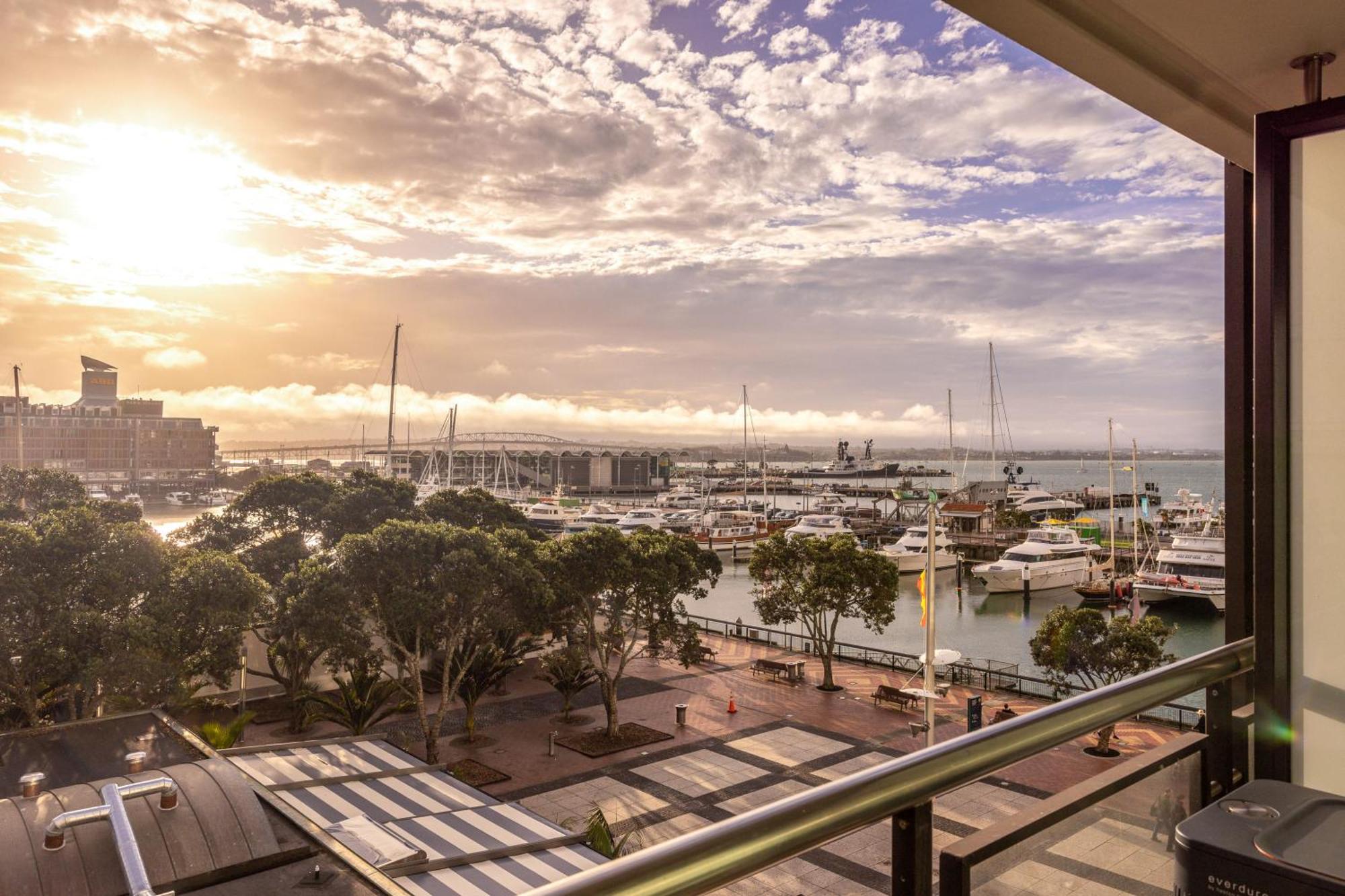 Апартаменты The Quays - Auckland Viaduct Экстерьер фото